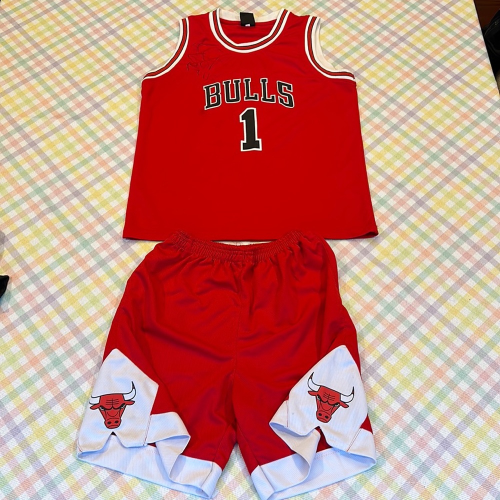 Chicago bulls youth kids uniform jersey & shorts Derrick rose #1 signed red XL